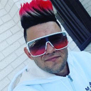 Meet your Posher, Maximo